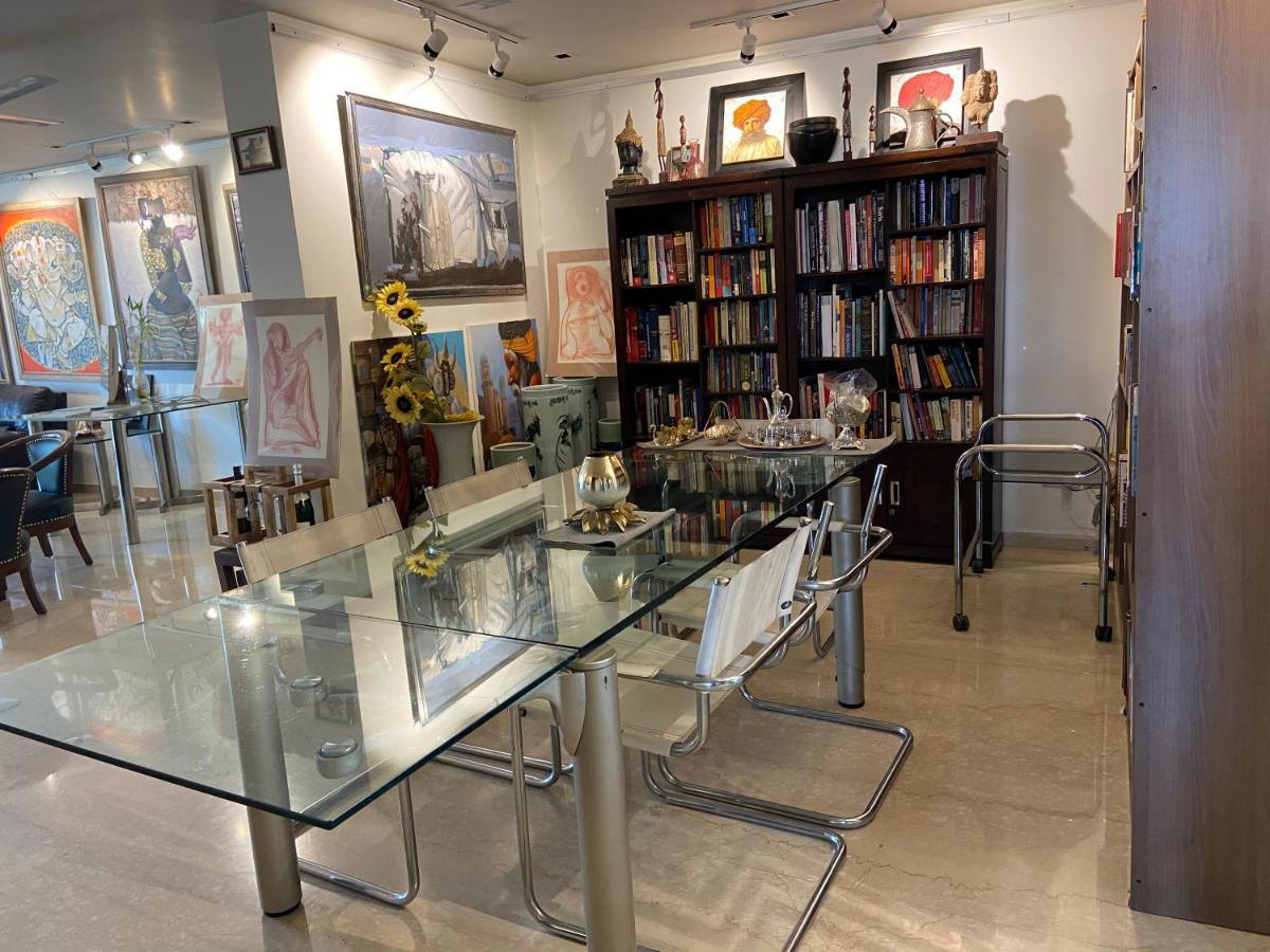 Art House Vasant Vihar New Delhi Bed & Breakfast Exterior photo
